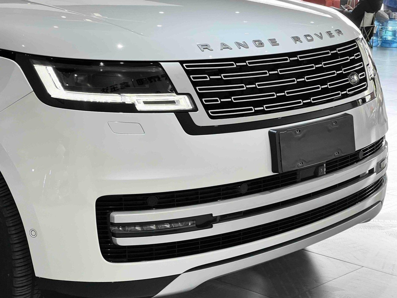 Land Rover Range Rover 2025