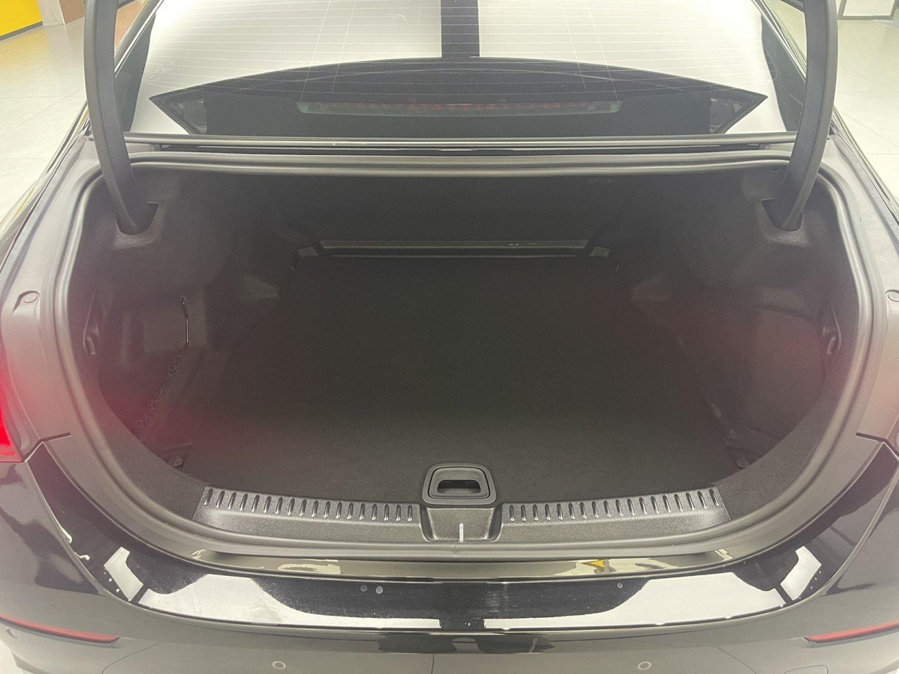 Mercedes-Benz E 300 L 2024