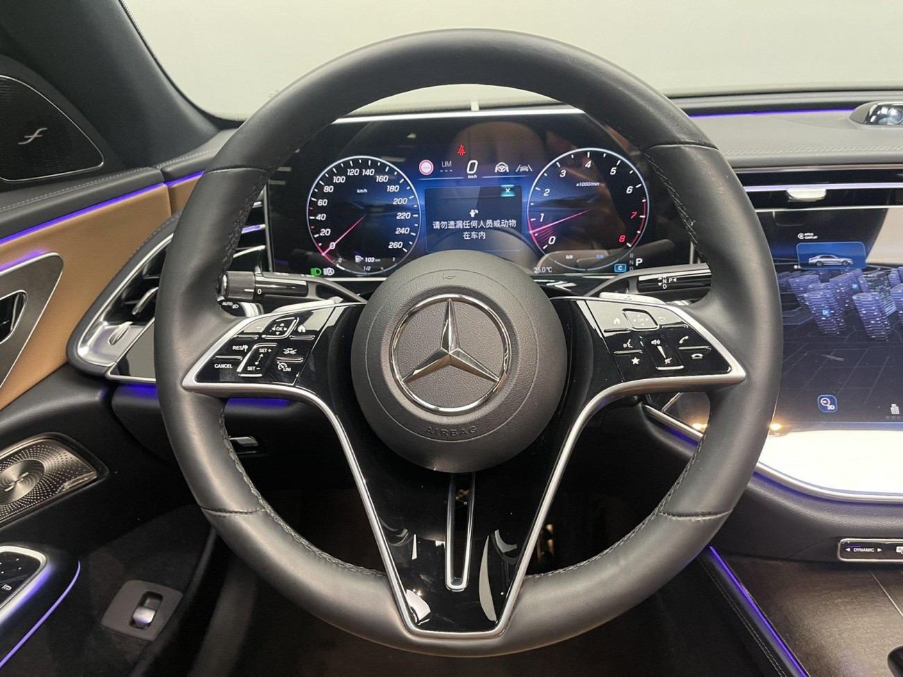Mercedes-Benz E 300 L 2024