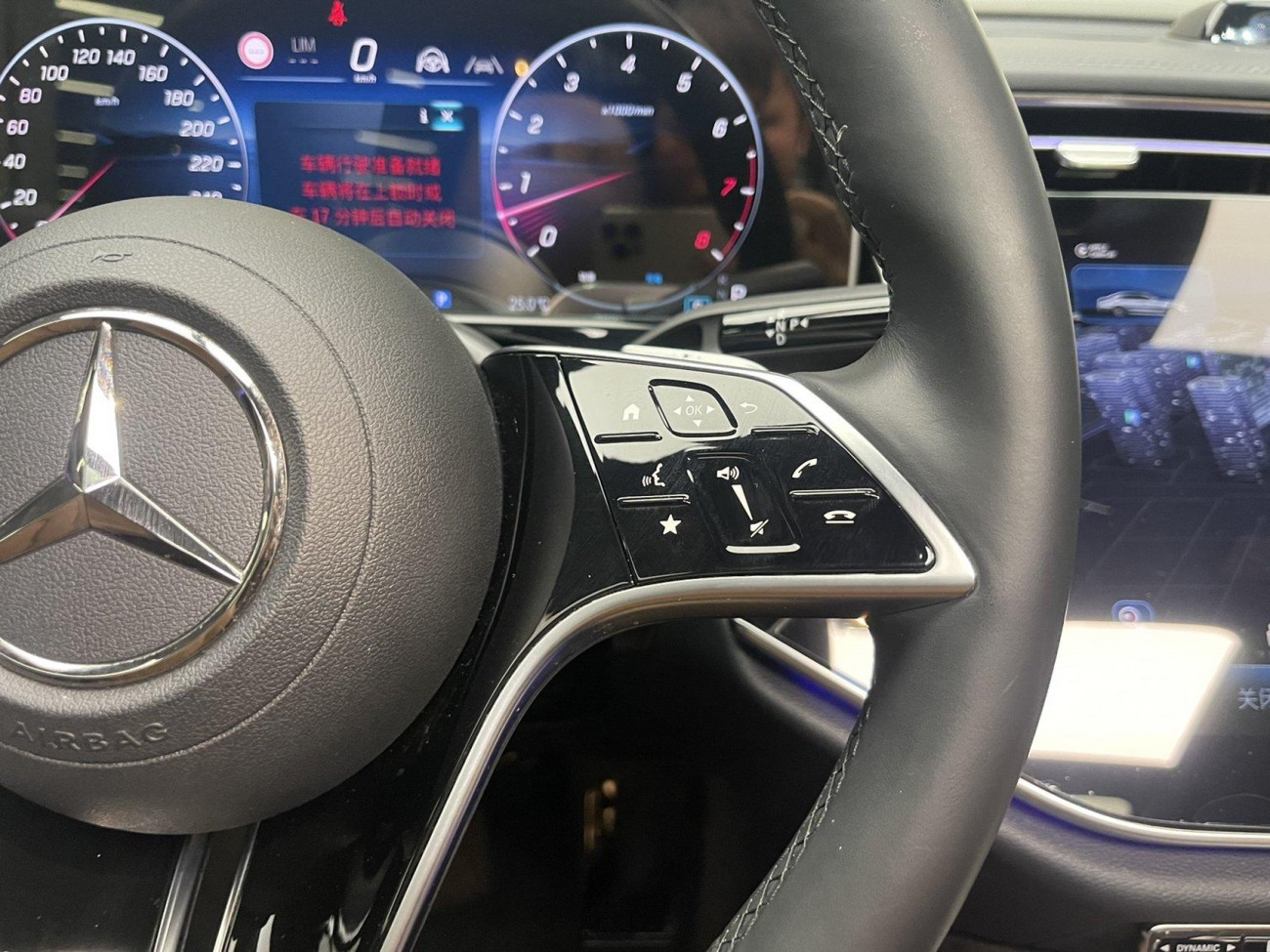 Mercedes-Benz E 300 L 2024