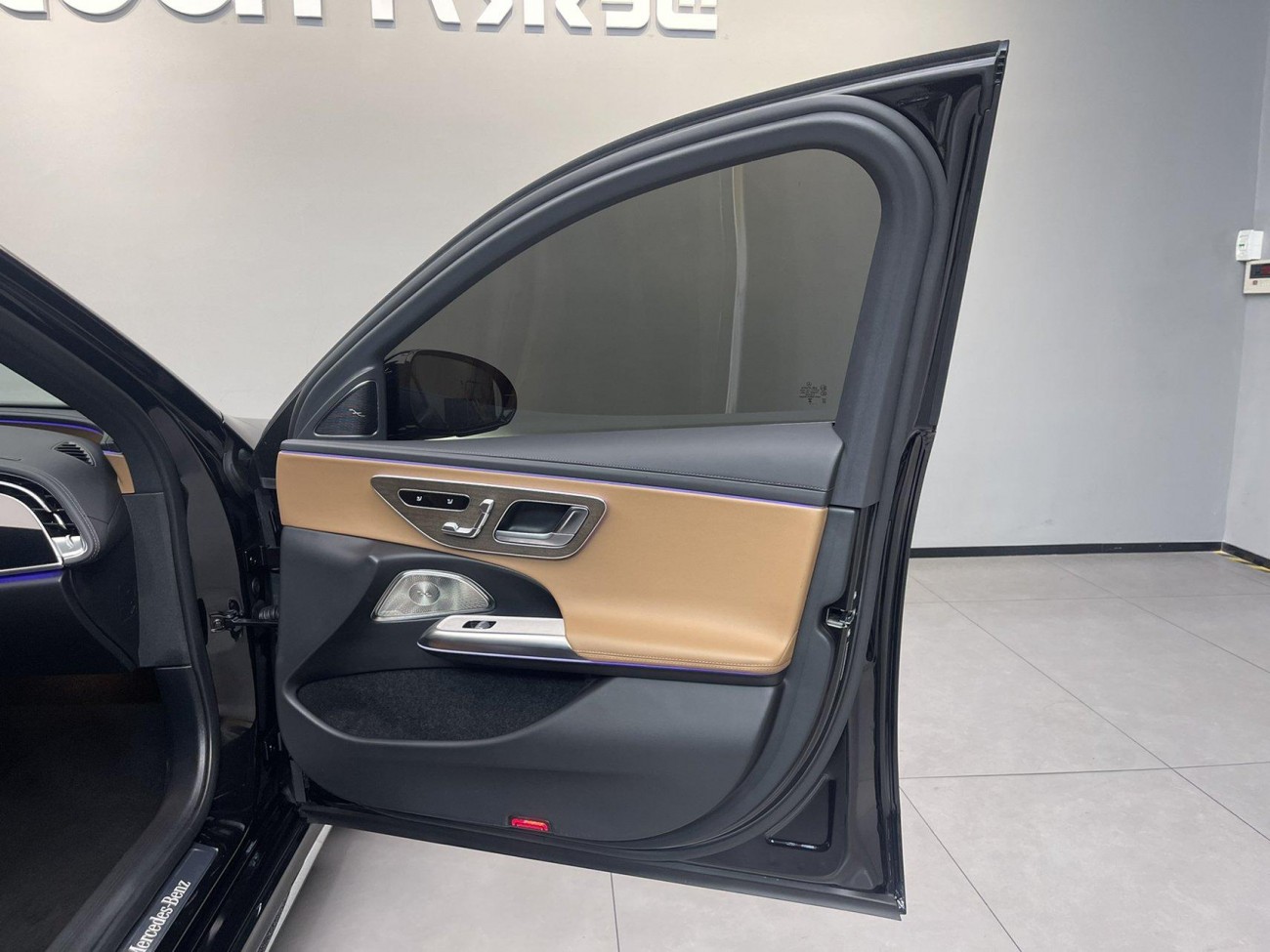 Mercedes-Benz E 300 L 2024