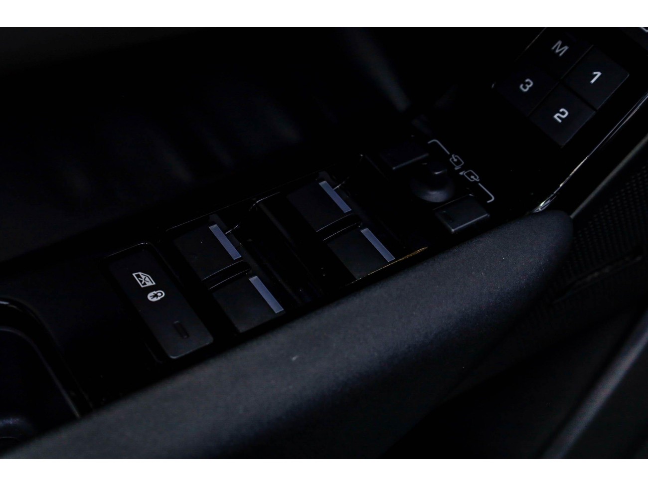 Land Rover Range Rover 2023