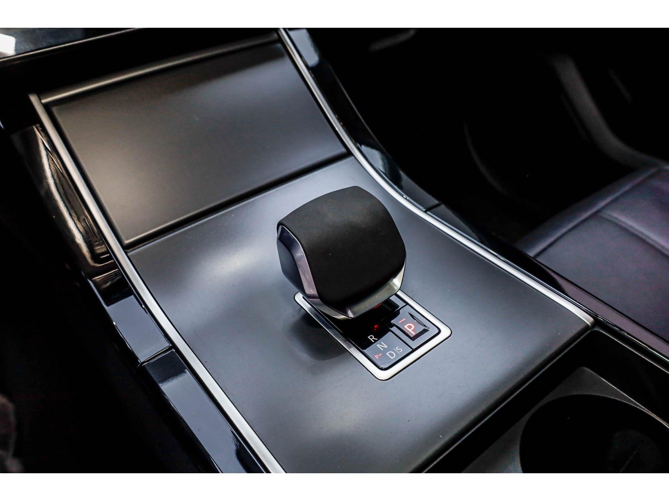 Land Rover Range Rover 2023