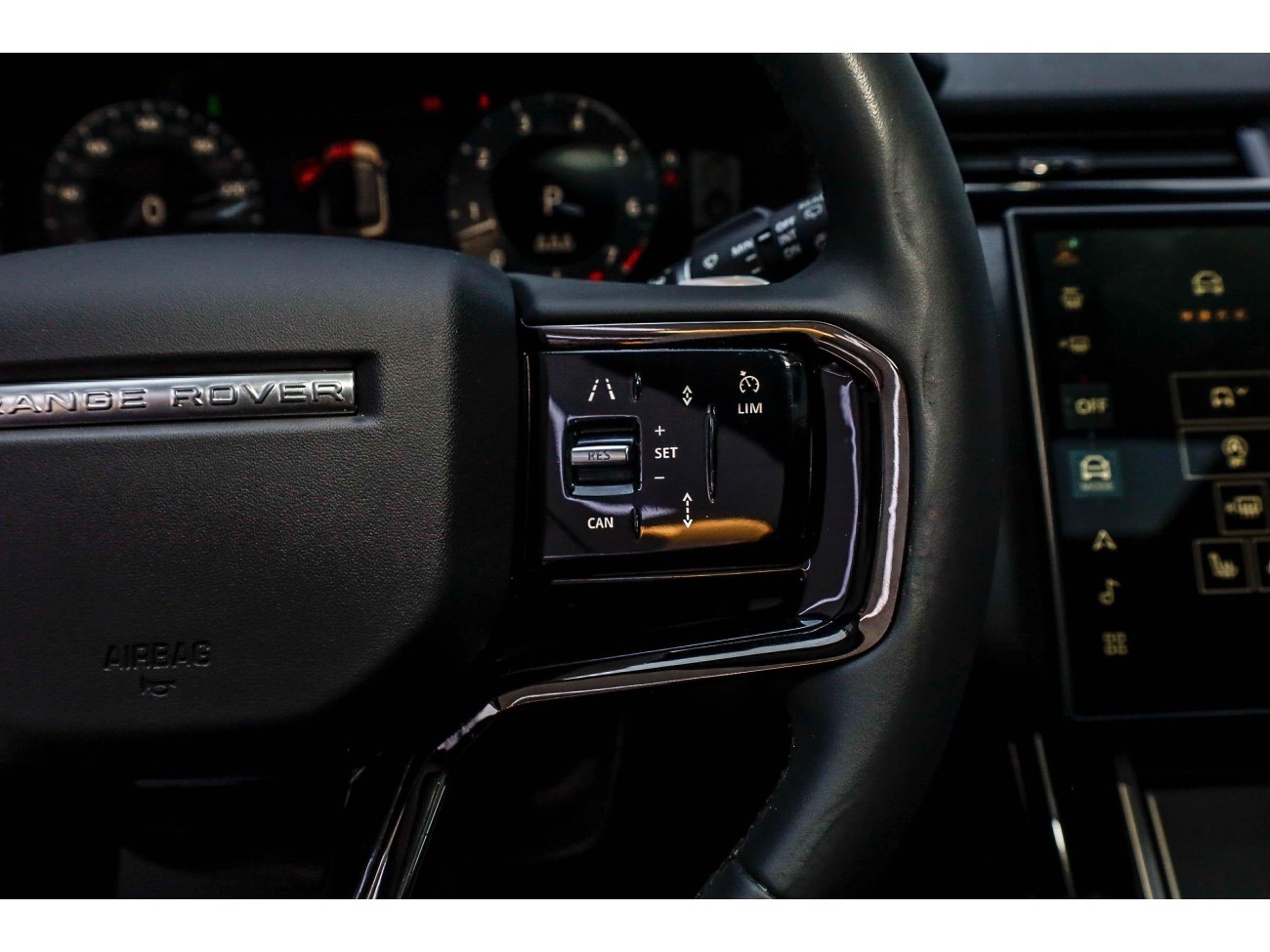 Land Rover Range Rover 2023