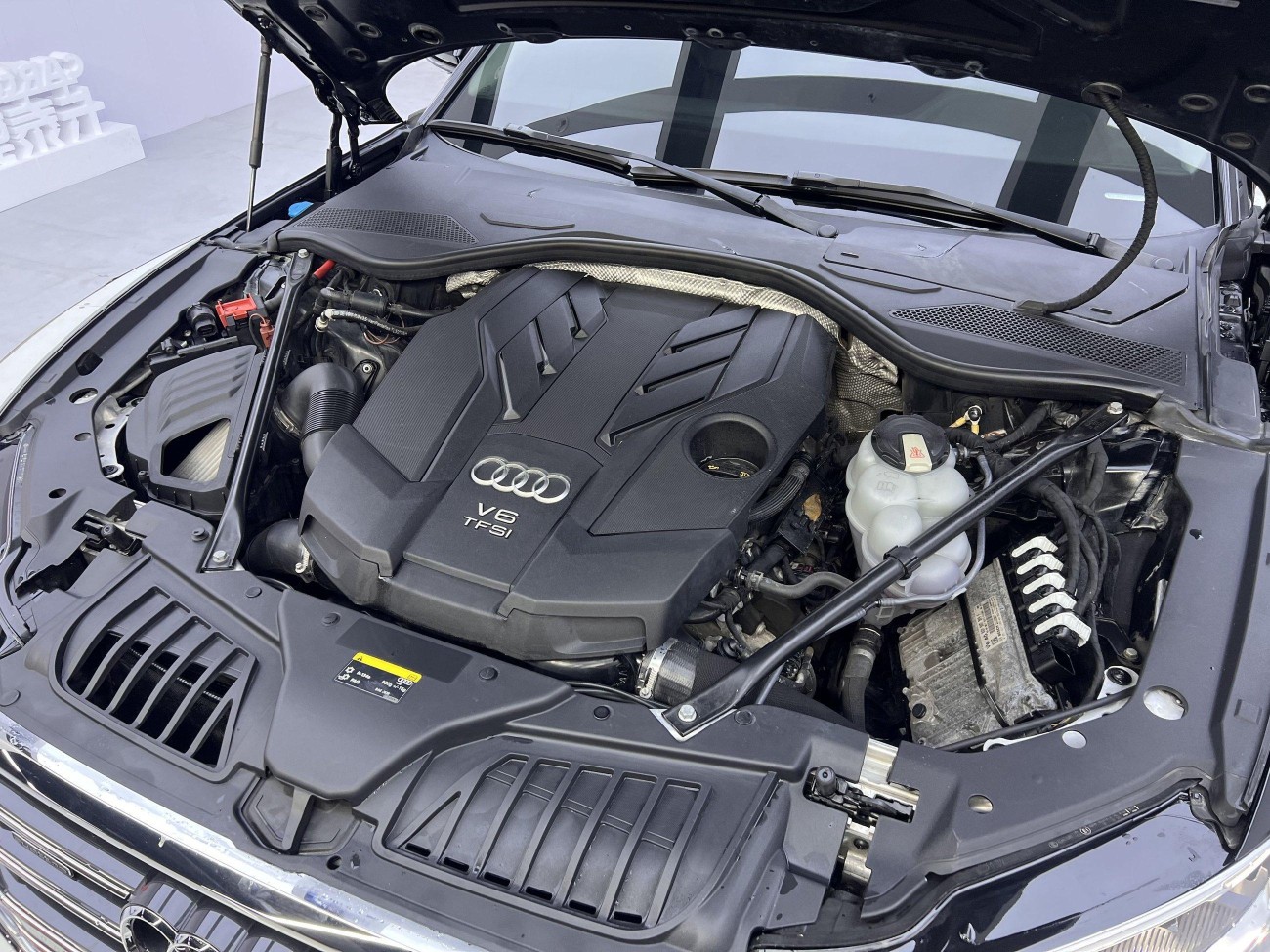 Audi A8L 55 TFSI 2019
