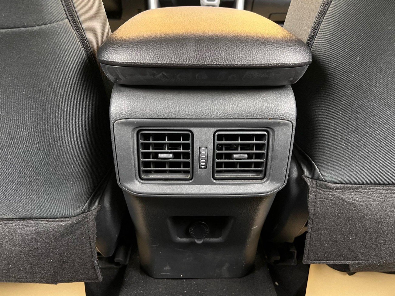 Toyota Wildlander 2024
