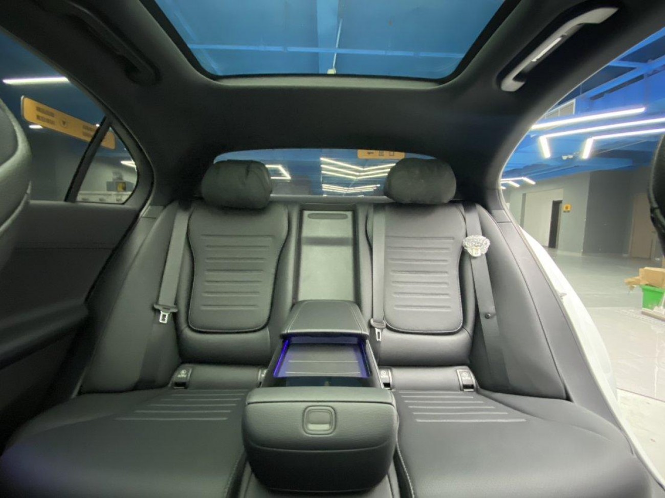 Mercedes-Benz C 260 L 2025
