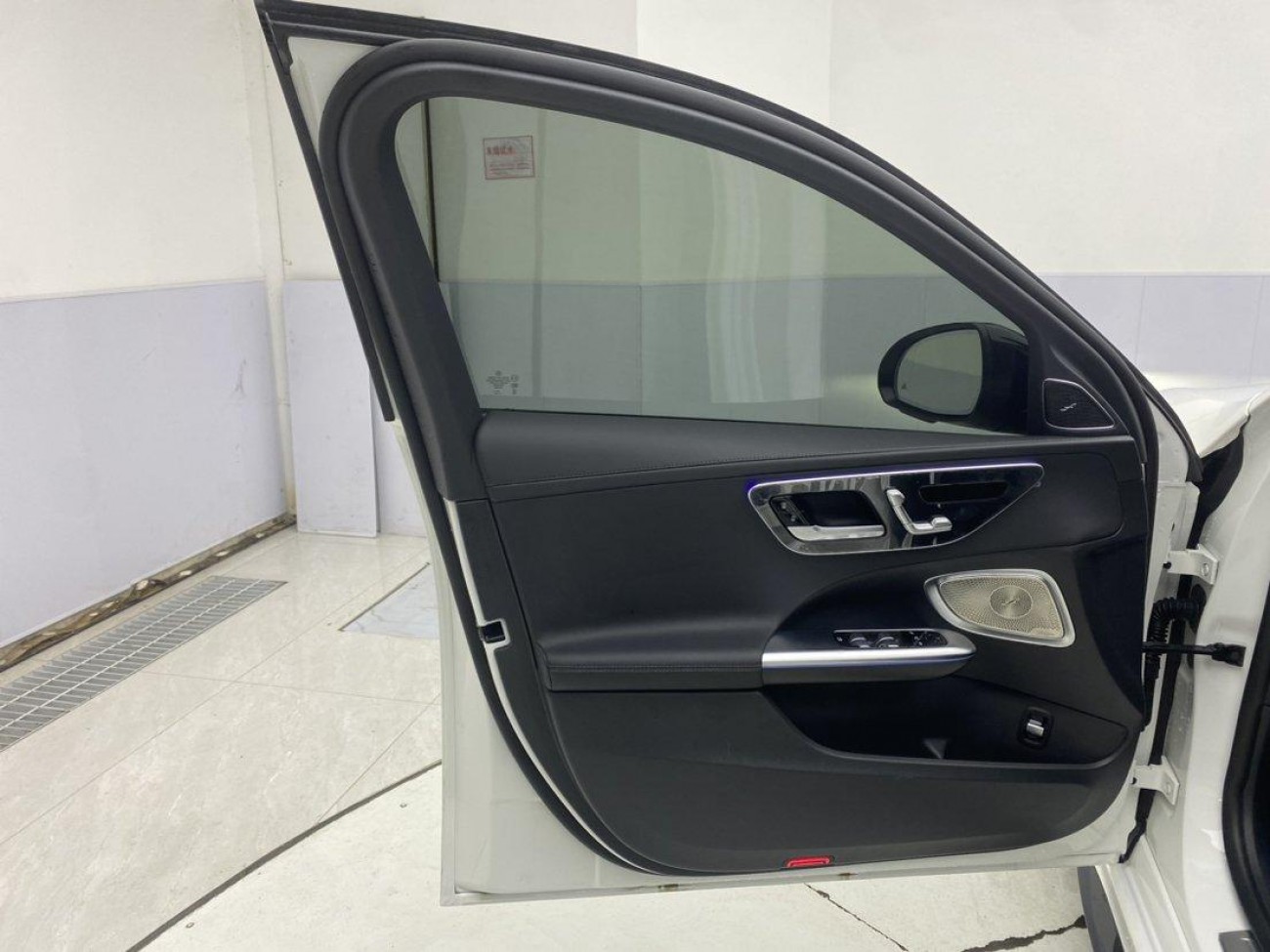 Mercedes-Benz C 260 L 2025