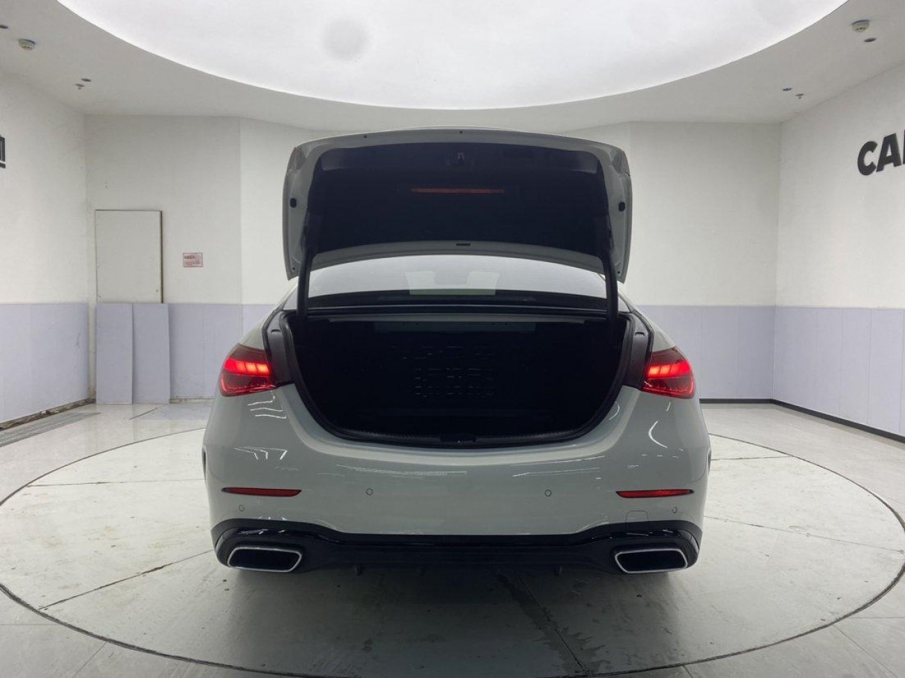 Mercedes-Benz C 260 L 2025