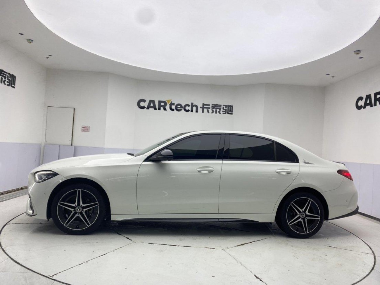 Mercedes-Benz C 260 L 2025