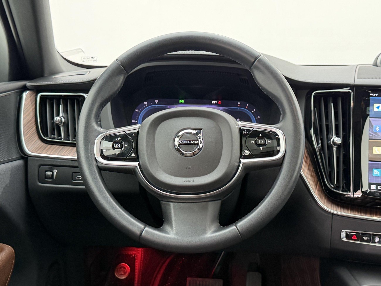 Volvo XC60 2022