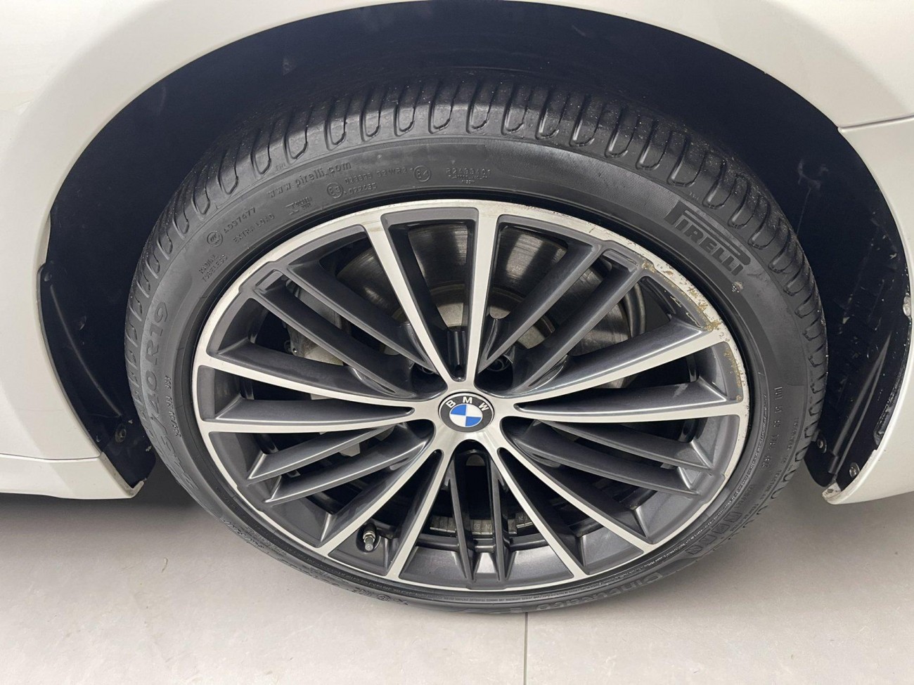 BMW 530Li 2023