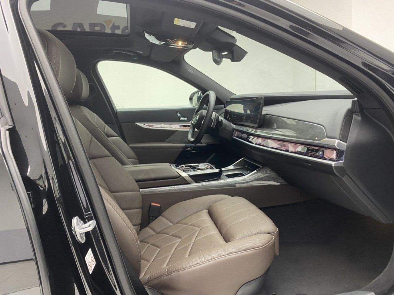 BMW 740Li 2024
