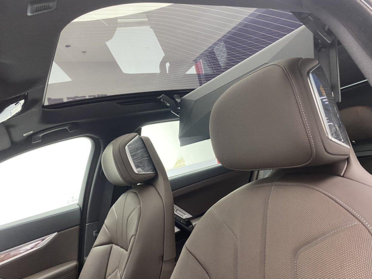 BMW 740Li 2024