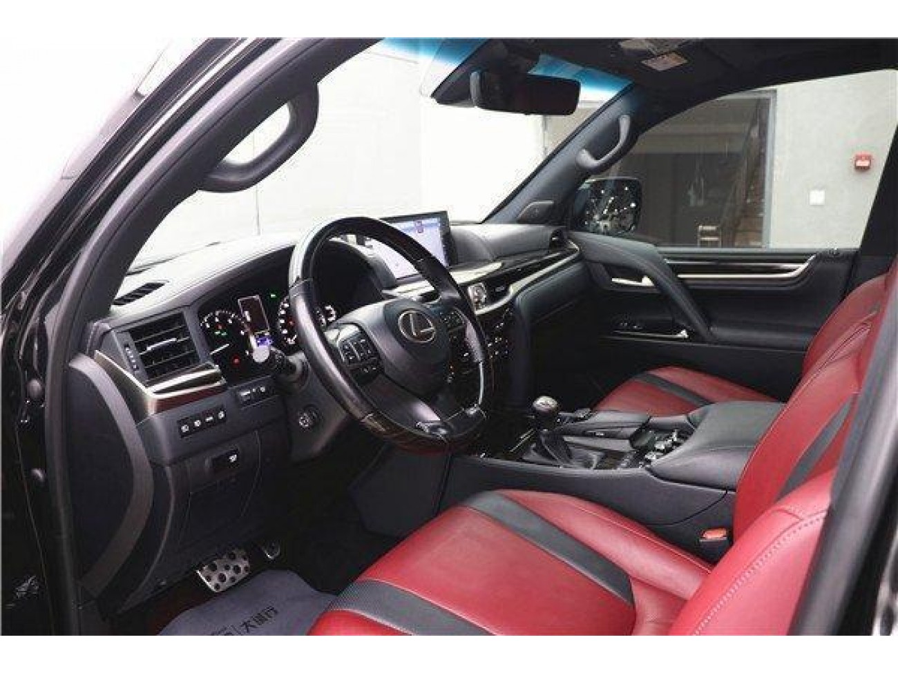 Lexus LX 570 2020