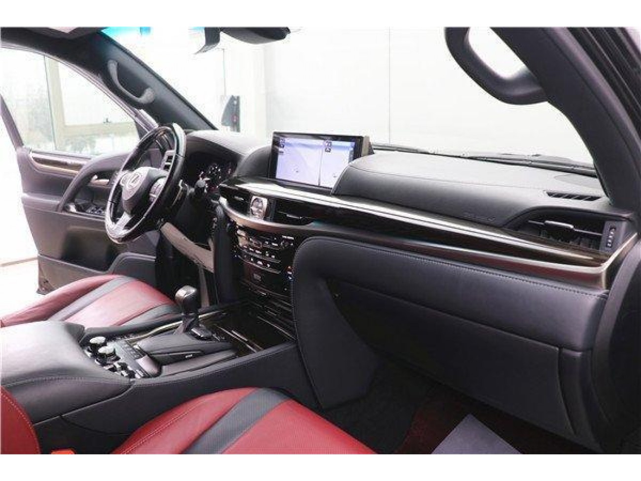Lexus LX 570 2020