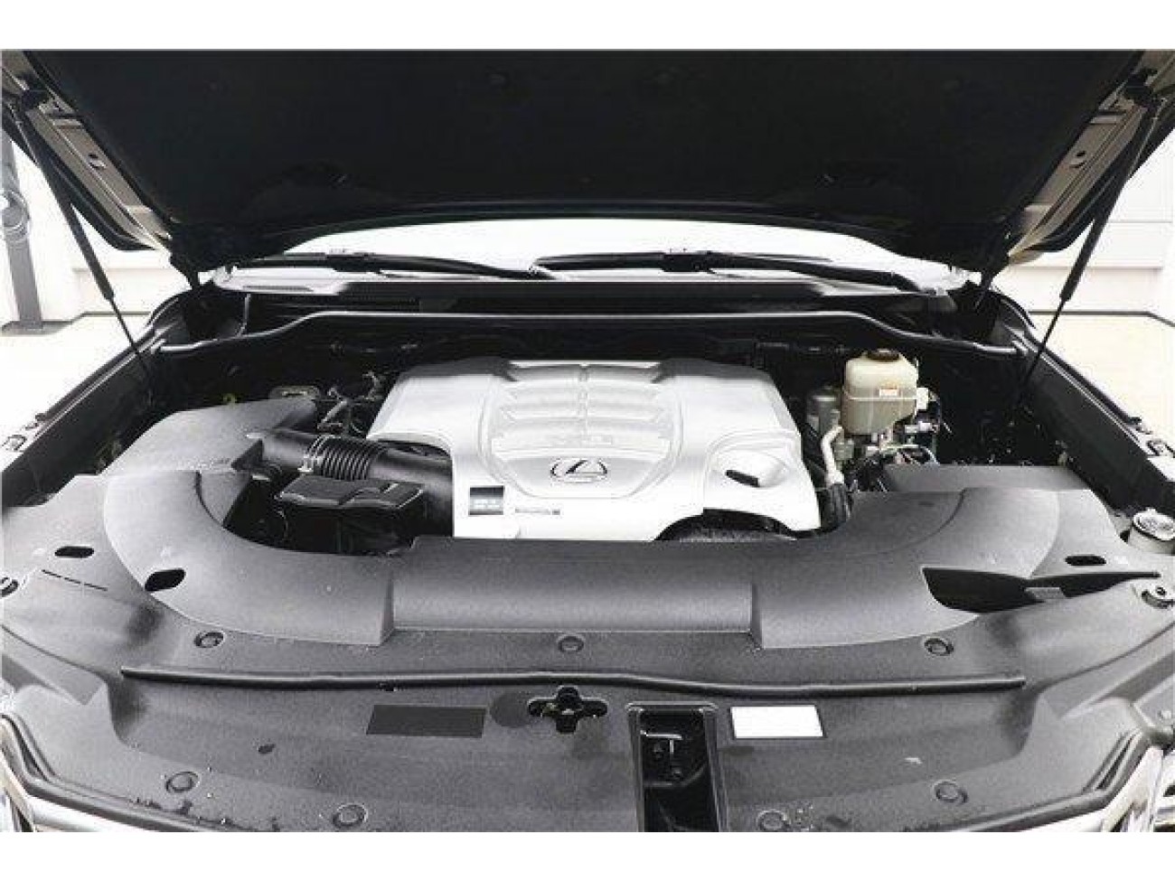 Lexus LX 570 2020