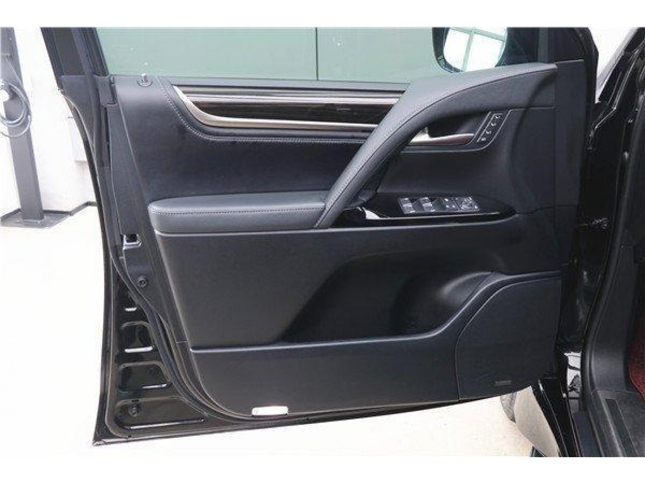 Lexus LX 570 2020