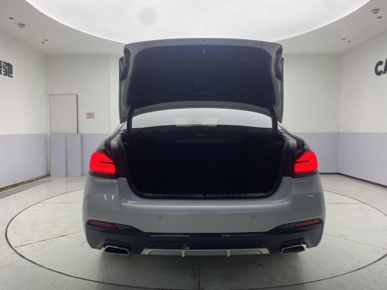 BMW 530Li 2023