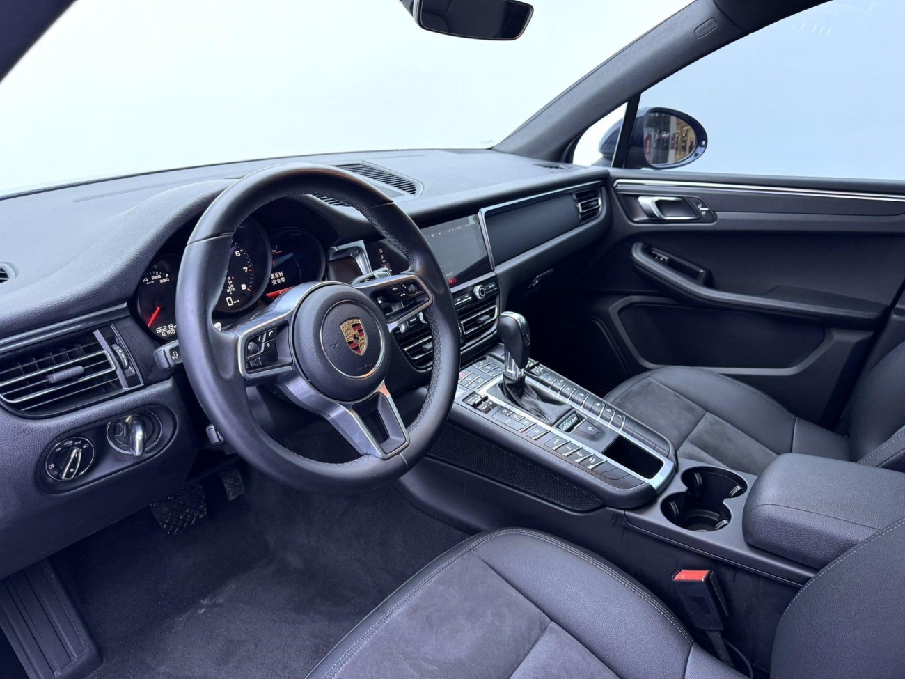 Porsche Macan 2020