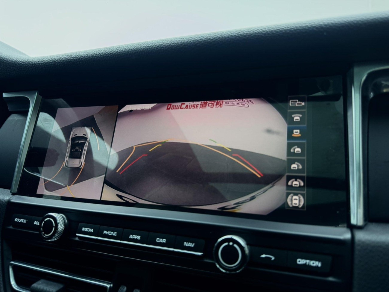 Porsche Macan 2020