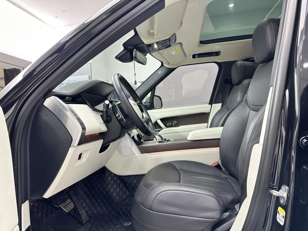 Land Rover Range Rover 2023