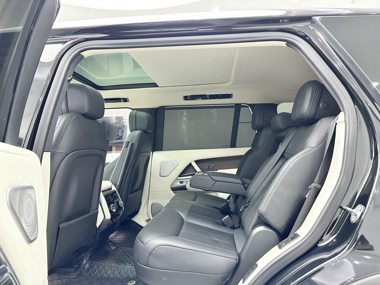 Land Rover Range Rover 2023