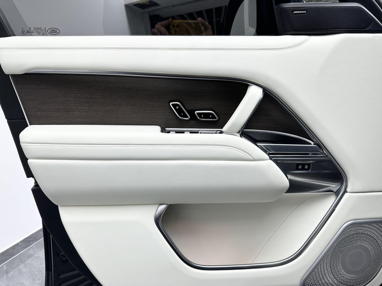 Land Rover Range Rover 2023