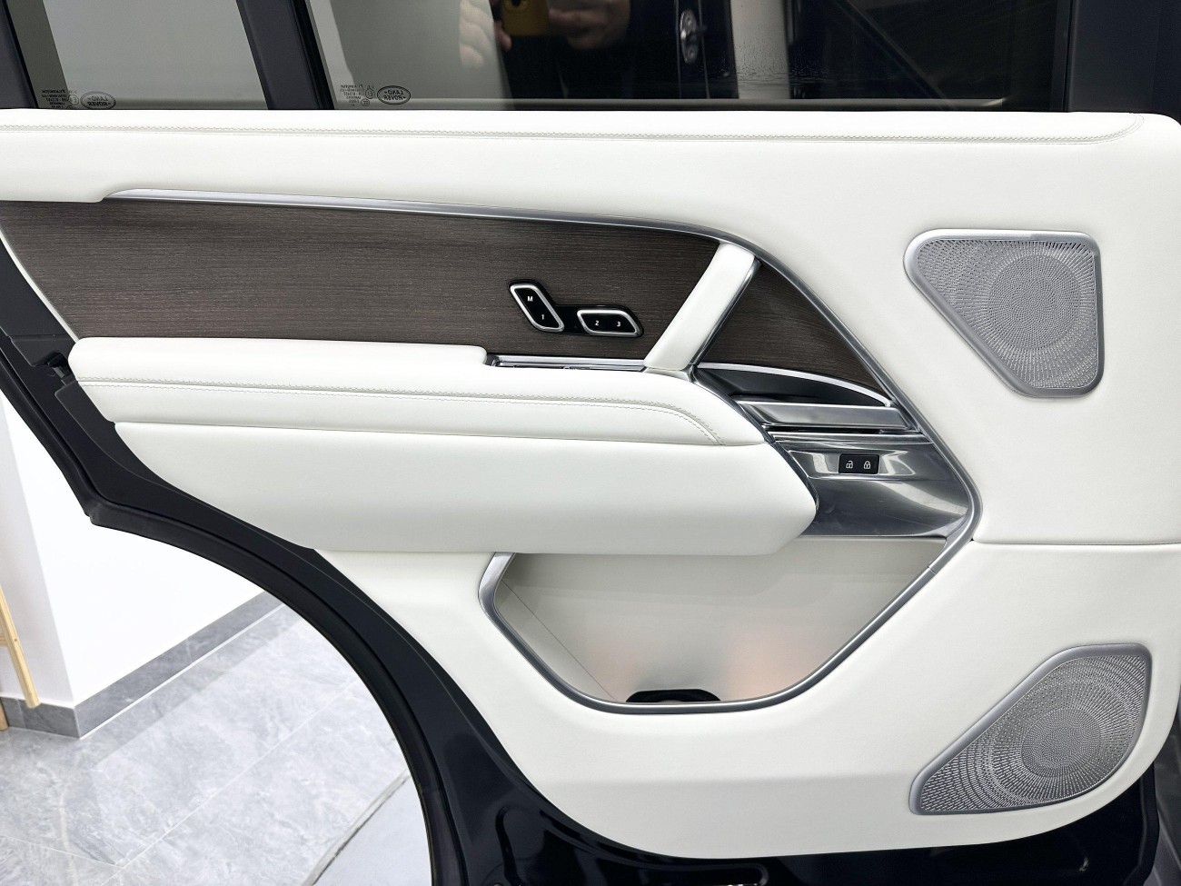 Land Rover Range Rover 2023
