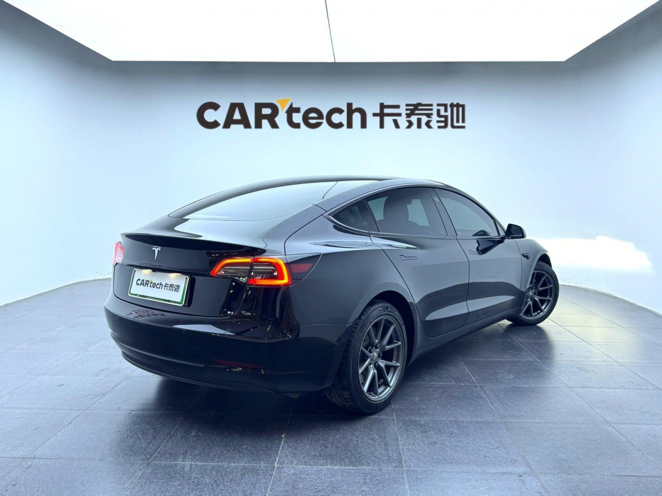 Tesla Model 3 2021