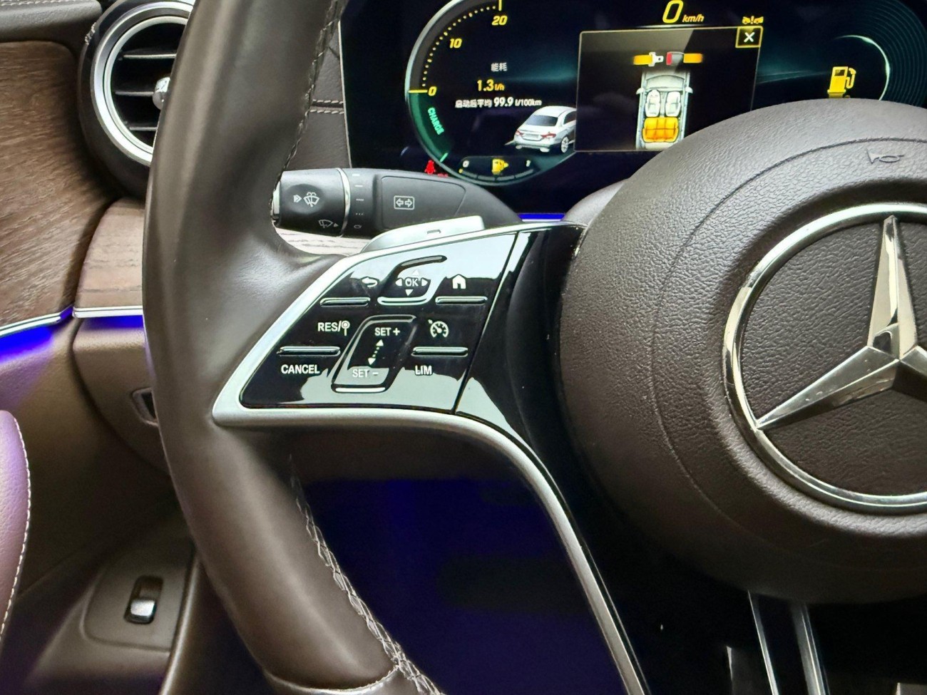 Mercedes-Benz E 300 L 2023