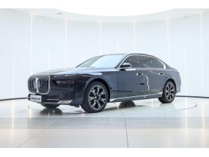 BMW 735Li 2024
