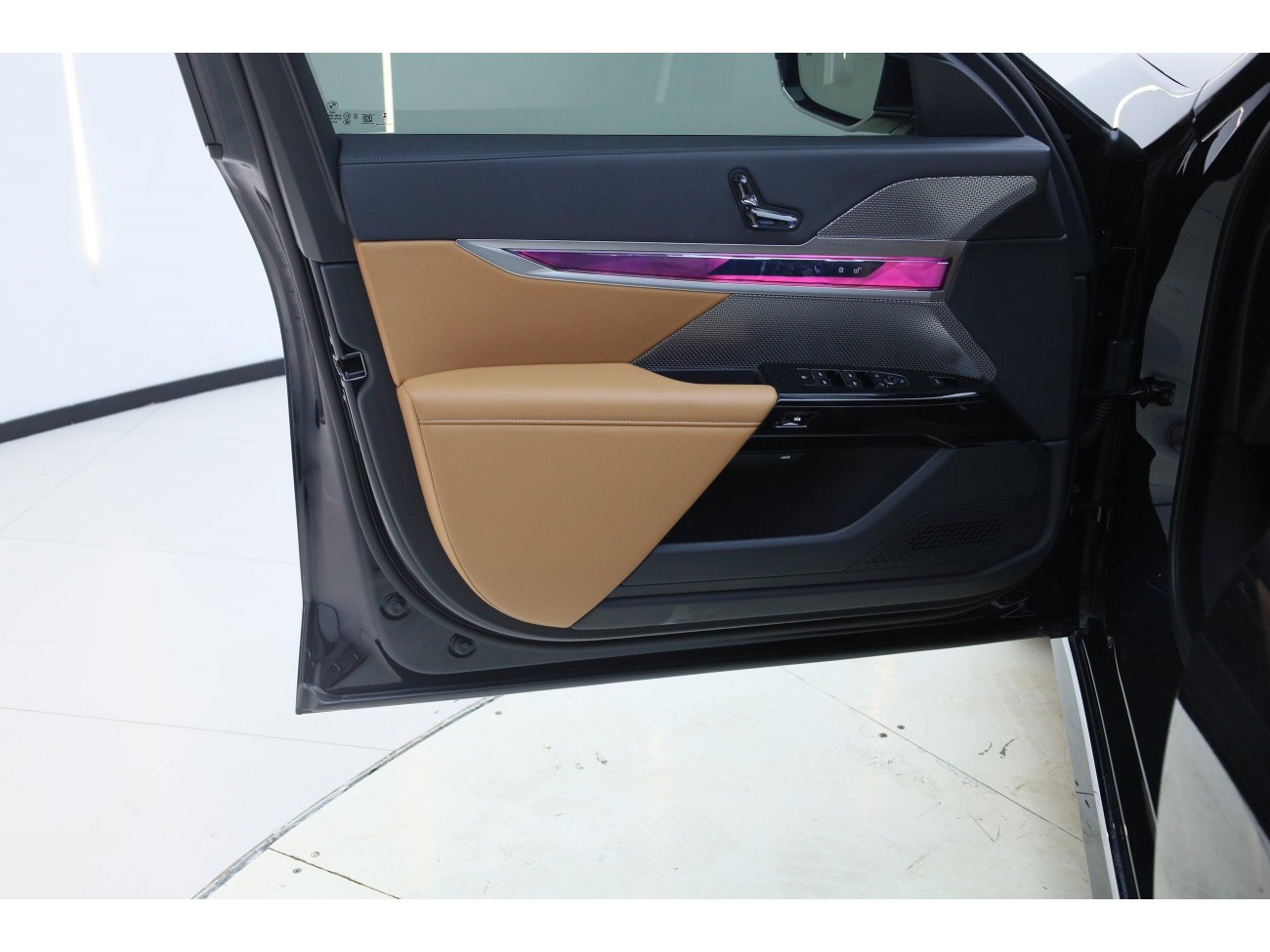 BMW 735Li 2024