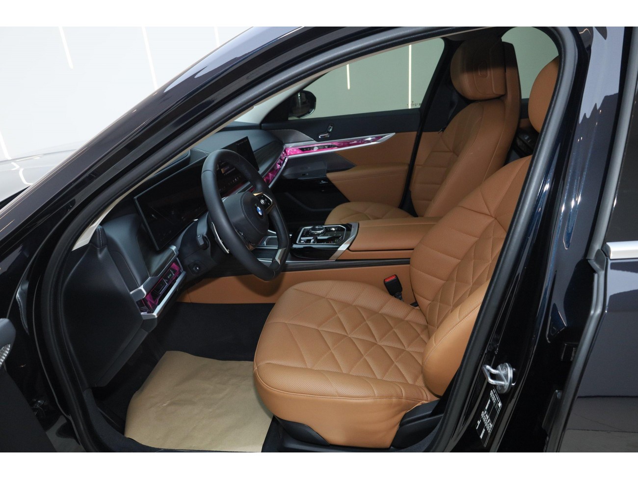 BMW 735Li 2024