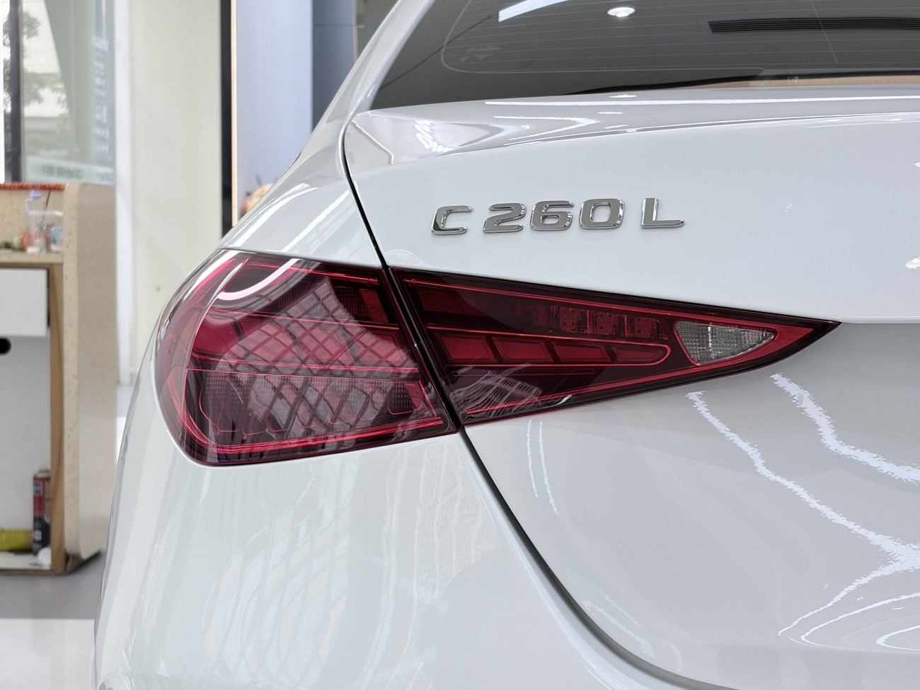 Mercedes-Benz C 260 L 2025