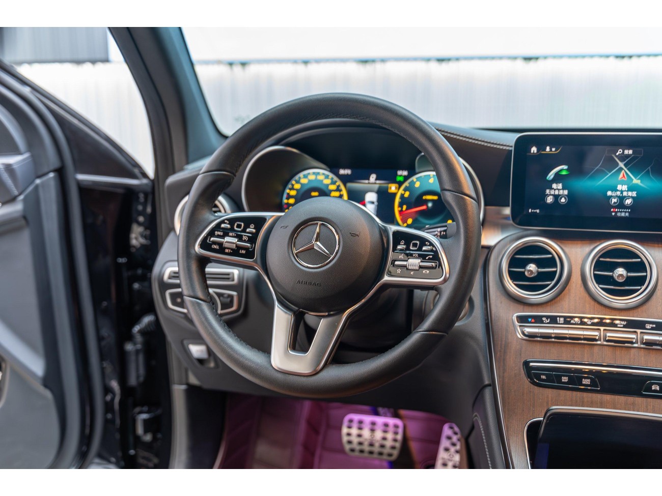 Mercedes-Benz GLC 300 L 2021