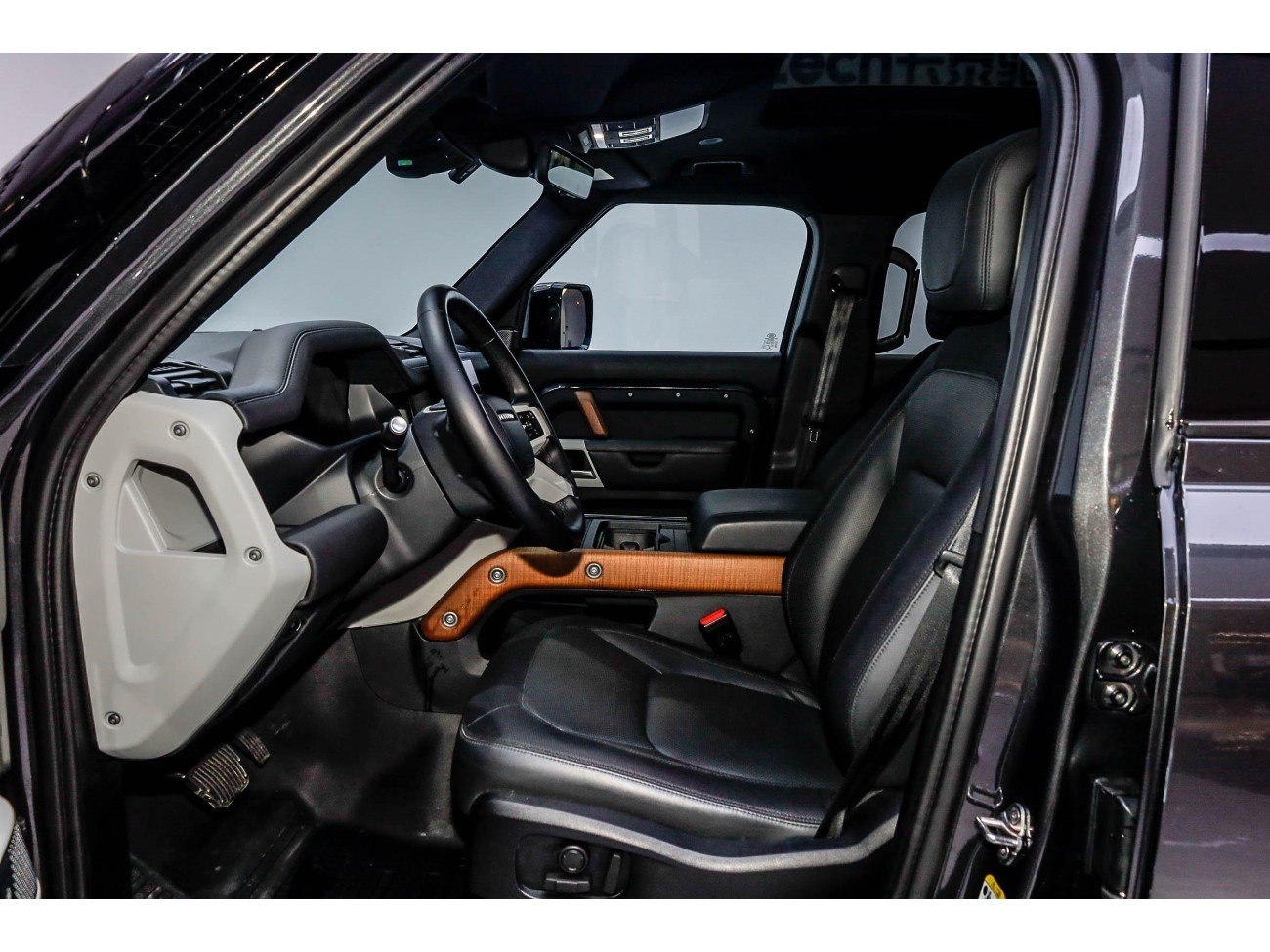 Land Rover Defender 2022