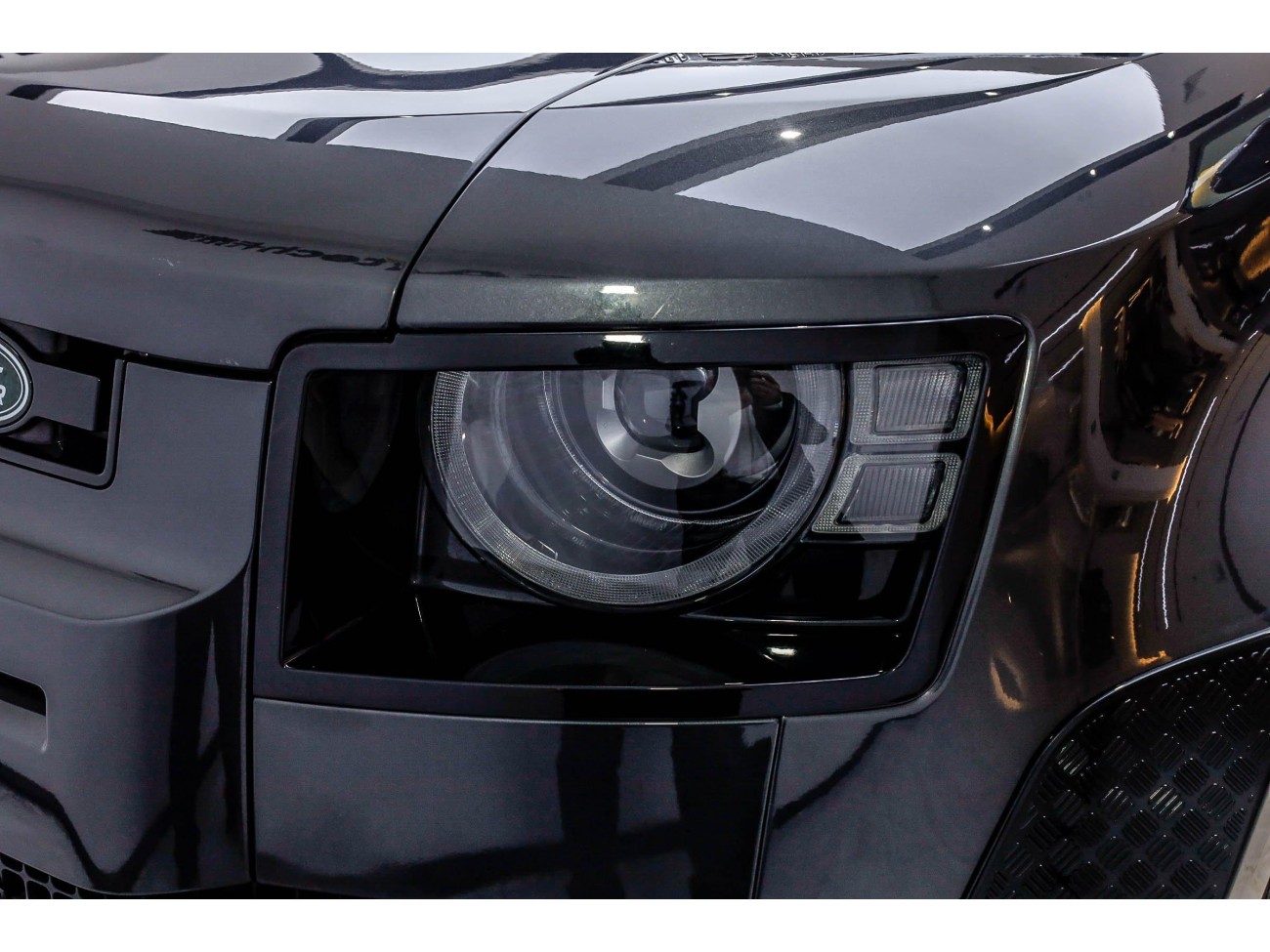 Land Rover Defender 2022