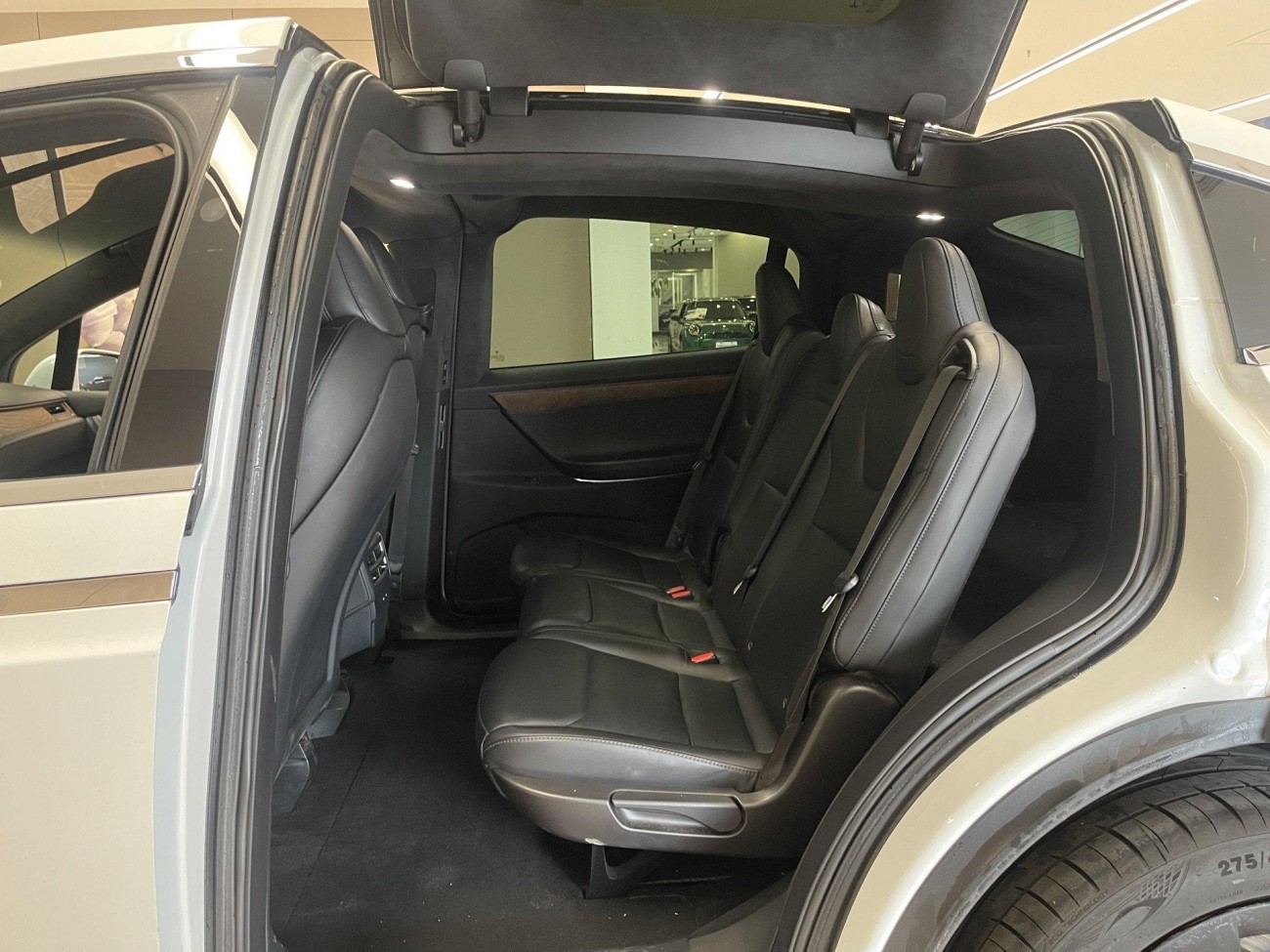 Tesla Model X 2020