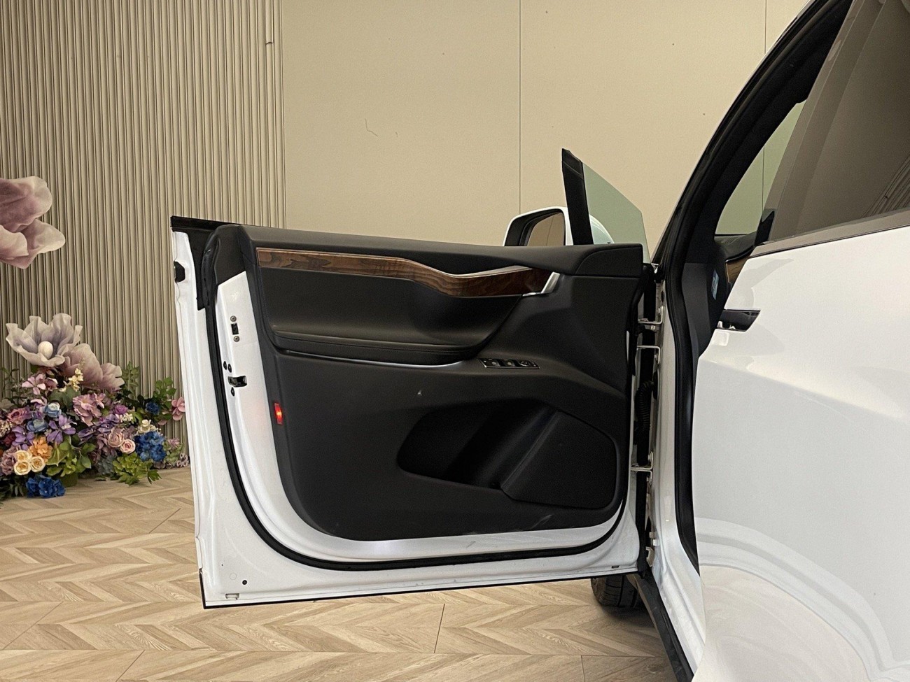 Tesla Model X 2020