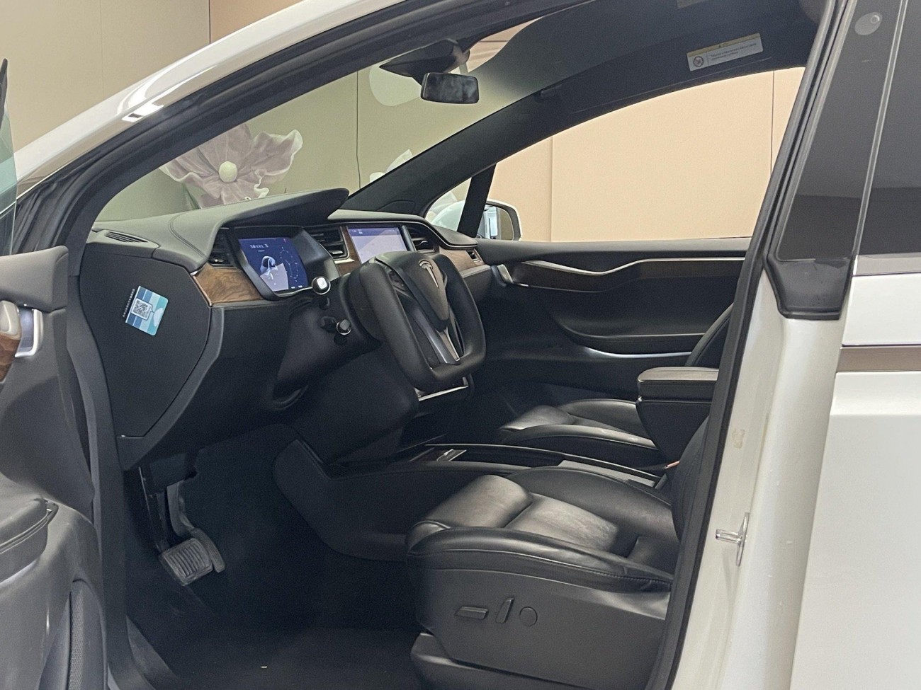 Tesla Model X 2020