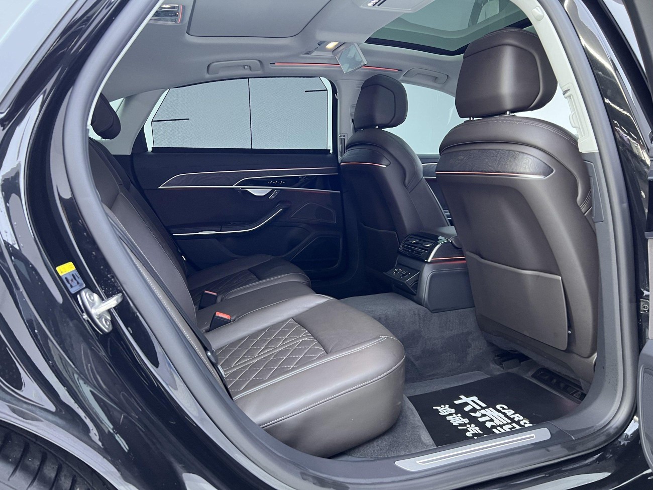 Audi A8L 50 TFSI 2023