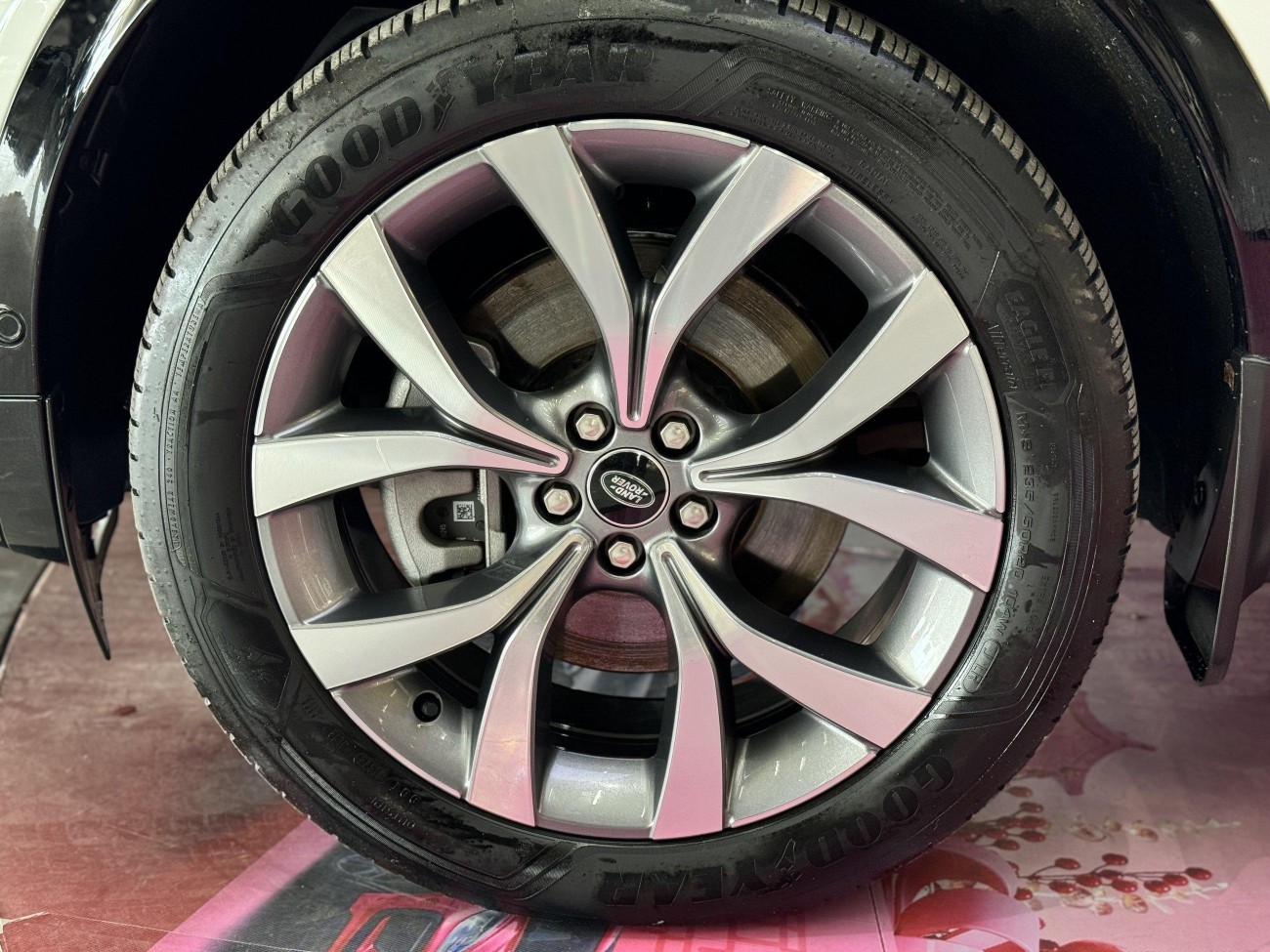 Land Rover Discovery Sport 2024