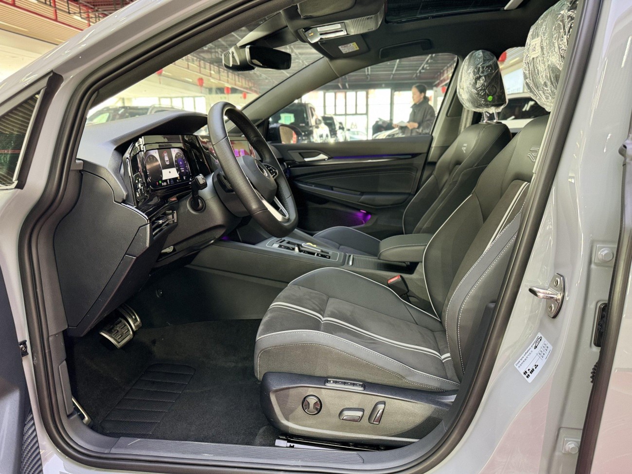 Volkswagen Golf 2024
