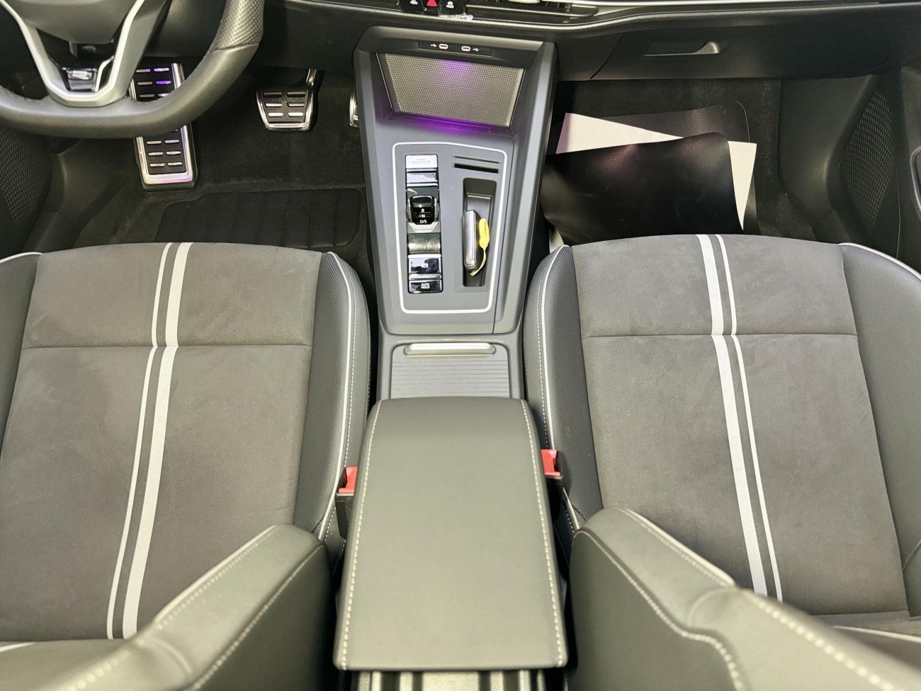 Volkswagen Golf 2024