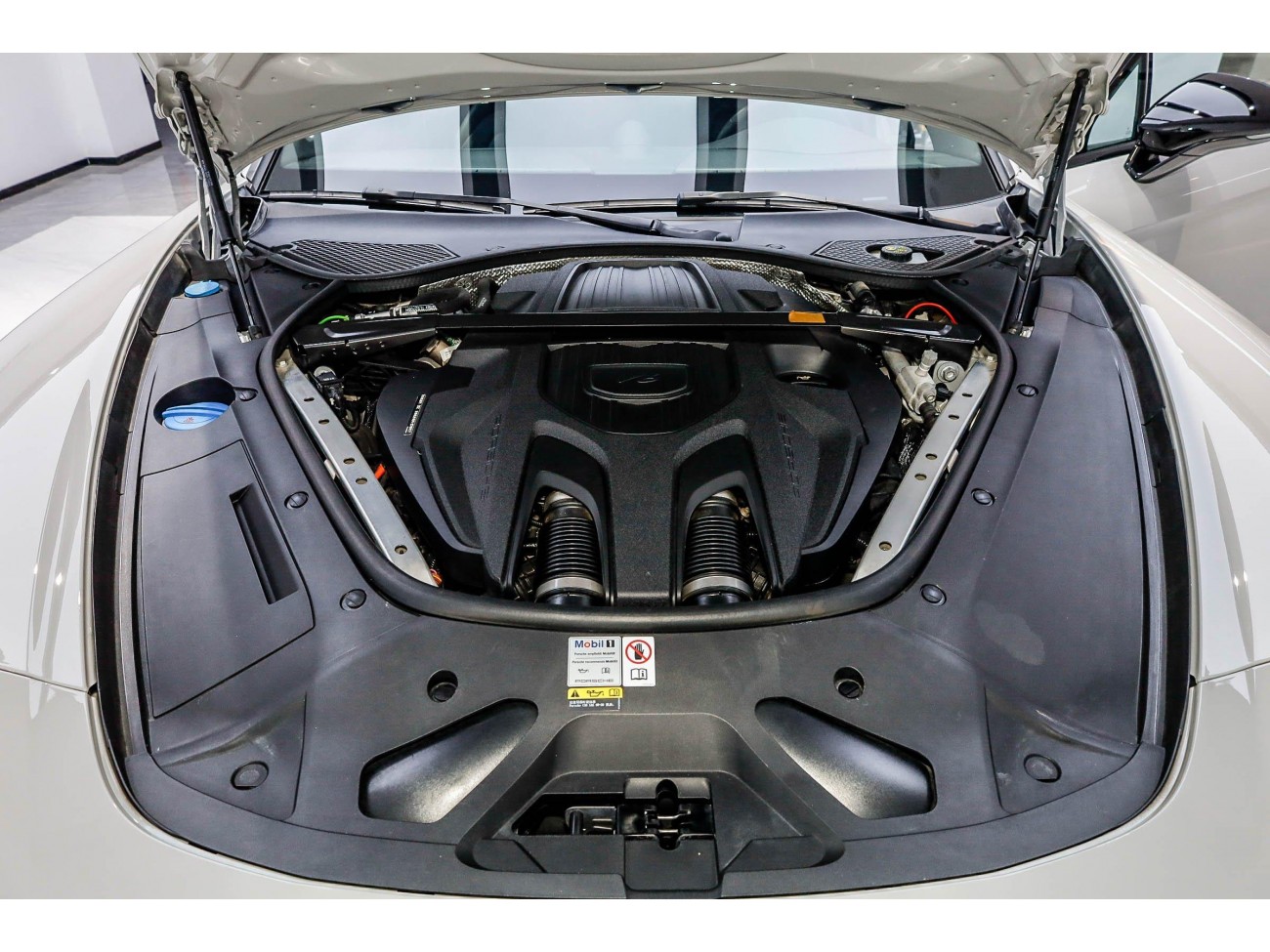Porsche Panamera 2022
