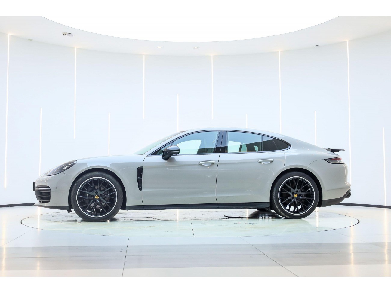 Porsche Panamera 2022