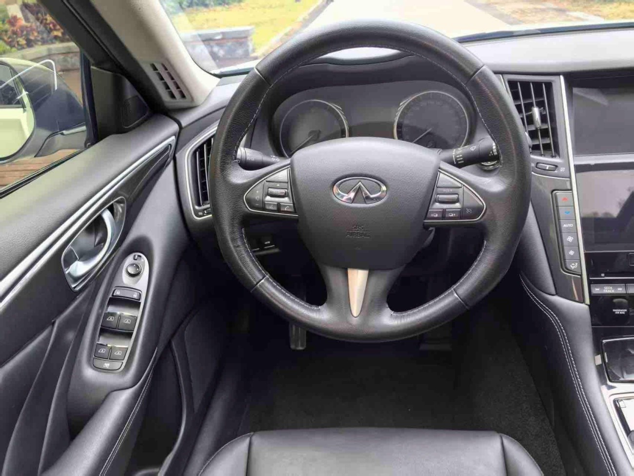 Infiniti Q50L 2017
