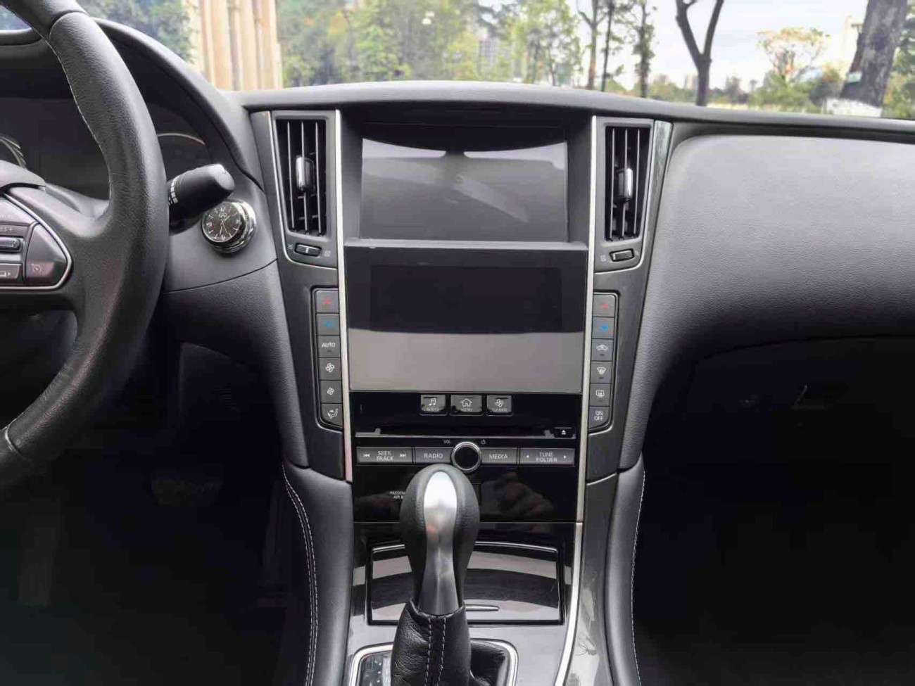 Infiniti Q50L 2017