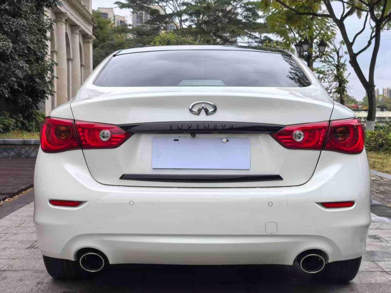 Infiniti Q50L 2017